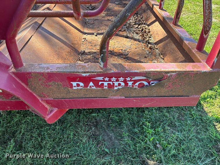 Patriot hay bale feeder wagon in Oronogo, MO | Item FG0777 for sale ...