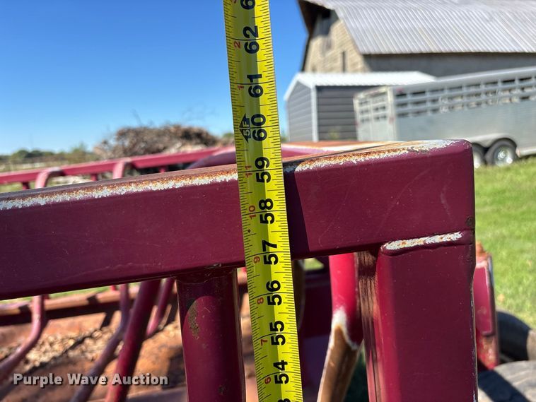 image for item FG0777 Patriot hay bale feeder wagon