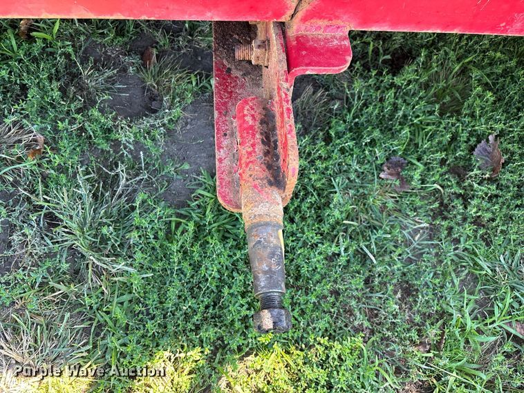 image for item FG0777 Patriot hay bale feeder wagon