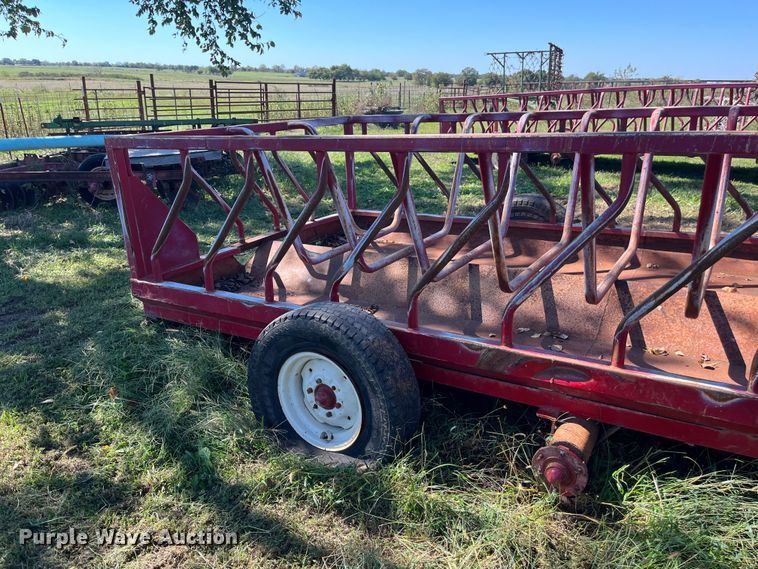 Patriot hay bale feeder wagon in Oronogo, MO | Item FG0778 for sale ...