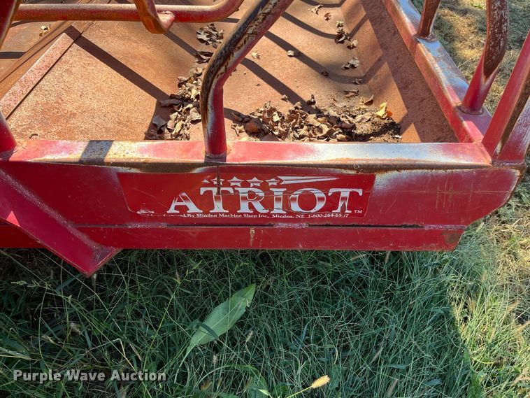 image for item FG0778 Patriot hay bale feeder wagon
