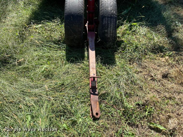 image for item FG0778 Patriot hay bale feeder wagon