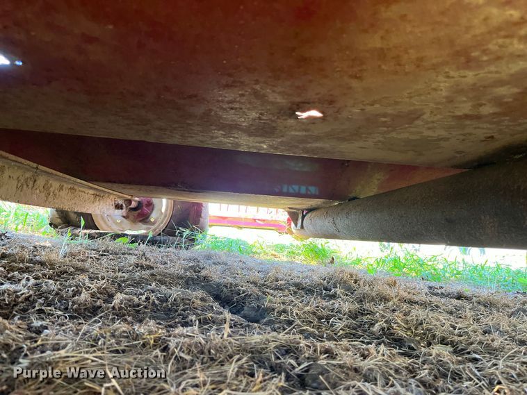 image for item FG0778 Patriot hay bale feeder wagon