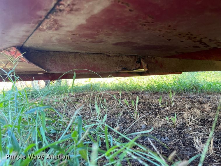 image for item FG0778 Patriot hay bale feeder wagon