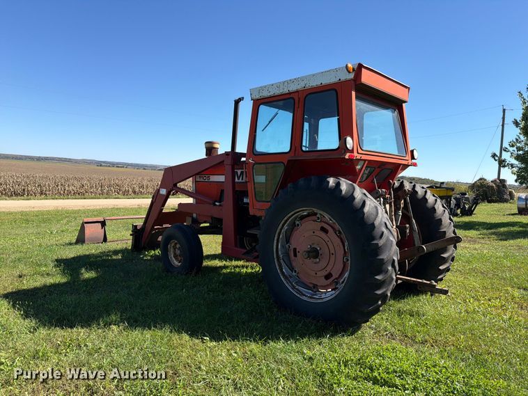 image for item FH6422 1974 Massey Ferguson 1105 tractor