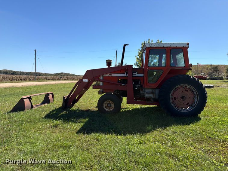 image for item FH6422 1974 Massey Ferguson 1105 tractor