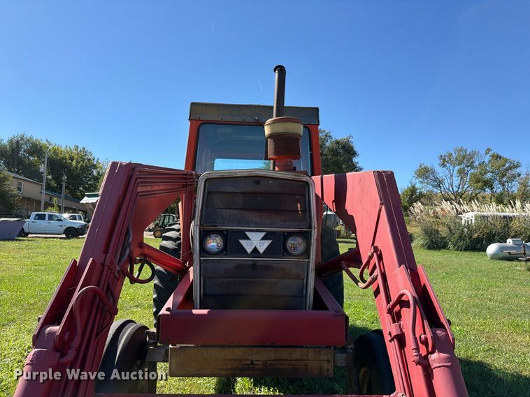 image for item FH6422 1974 Massey Ferguson 1105 tractor