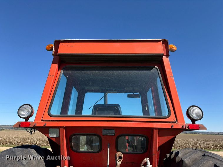image for item FH6422 1974 Massey Ferguson 1105 tractor