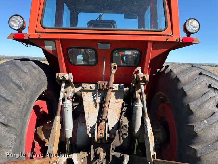 image for item FH6422 1974 Massey Ferguson 1105 tractor