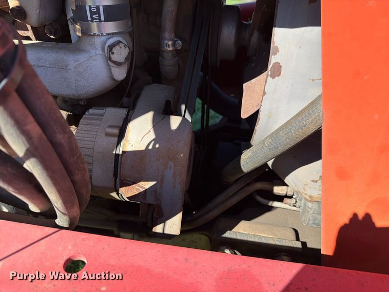 image for item FH6422 1974 Massey Ferguson 1105 tractor