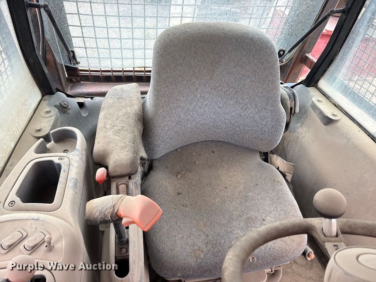 image for item FK2122 2012 New holland TV6070 bi-directional tractor