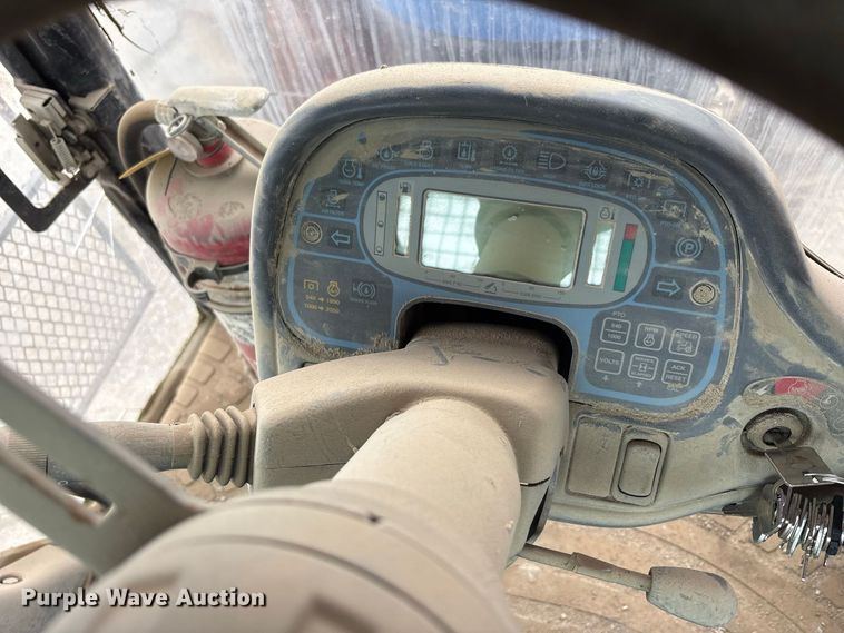 image for item FK2122 2012 New holland TV6070 bi-directional tractor