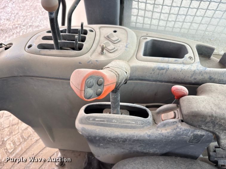 image for item FK2122 2012 New holland TV6070 bi-directional tractor