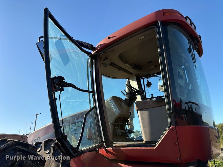 image for item FK3828 2007 Case IH Steiger 330 4WD tractor