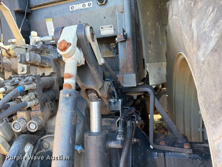 image for item FK3829 Case IH 215 Puma MFWD tractor