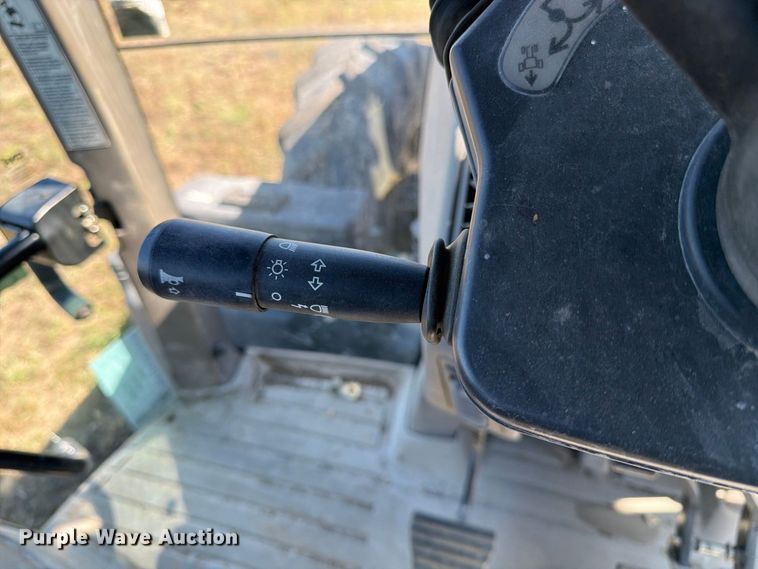 image for item FK3829 Case IH 215 Puma MFWD tractor