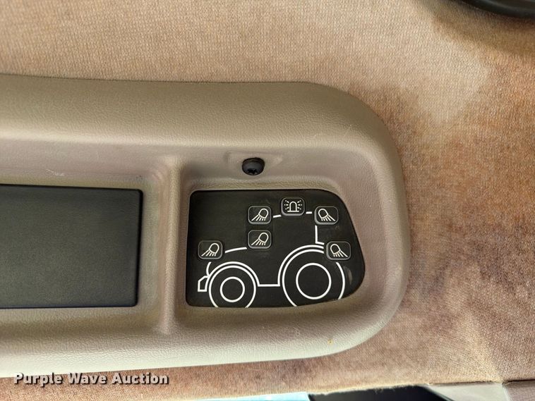 image for item FK3829 Case IH 215 Puma MFWD tractor