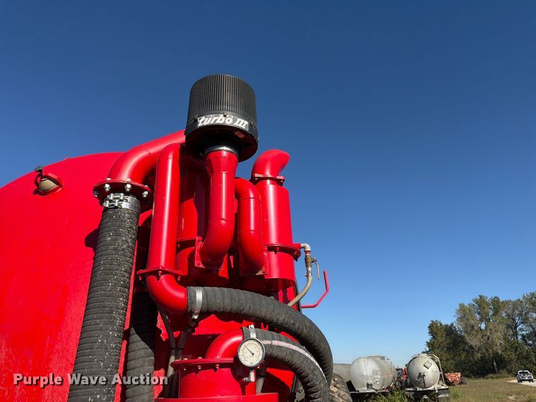 image for item FK3830 Nuhn Magnum 8500 manure spreader