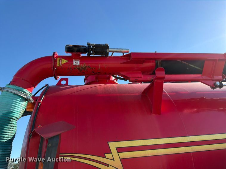 image for item FK3830 Nuhn Magnum 8500 manure spreader