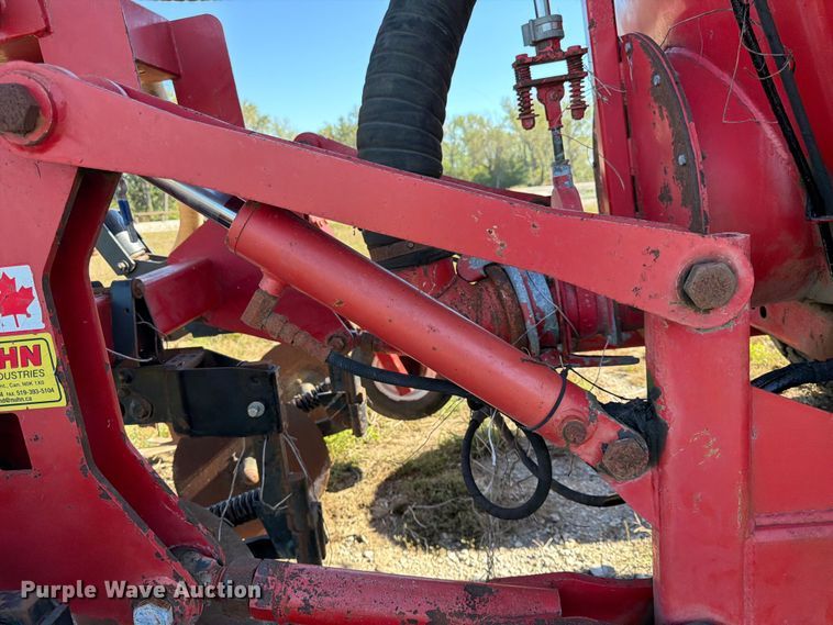 image for item FK3832 Nuhn VM6025 manure spreader