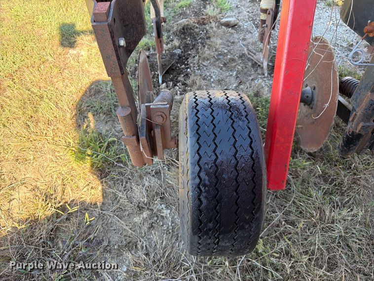 image for item FK3832 Nuhn VM6025 manure spreader