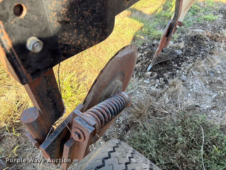image for item FK3832 Nuhn VM6025 manure spreader