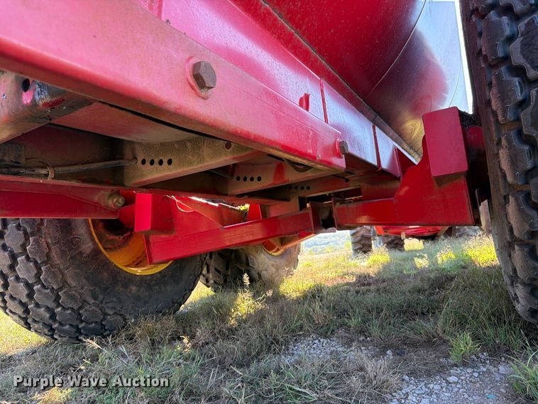 image for item FK3832 Nuhn VM6025 manure spreader