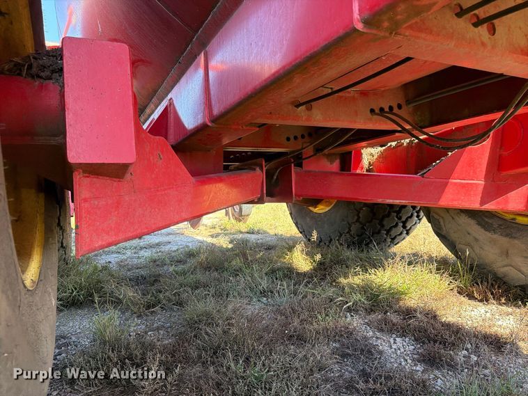 image for item FK3832 Nuhn VM6025 manure spreader