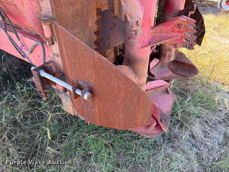 image for item FK3833 Meyer Industrial 8865 manure spreader