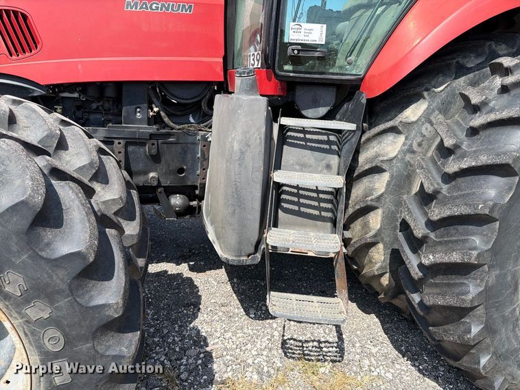 image for item FK4176 2007 Case IH 305 MFWD tractor