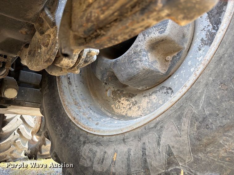 image for item FK4176 2007 Case IH 305 MFWD tractor