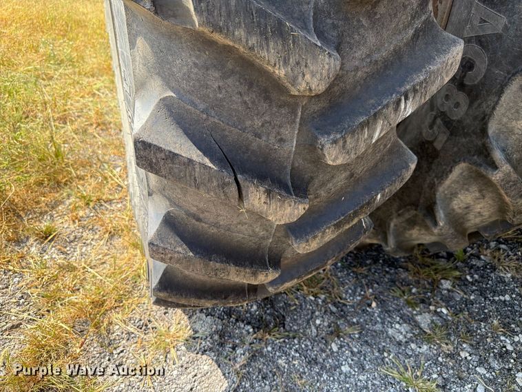 image for item FK4176 2007 Case IH 305 MFWD tractor