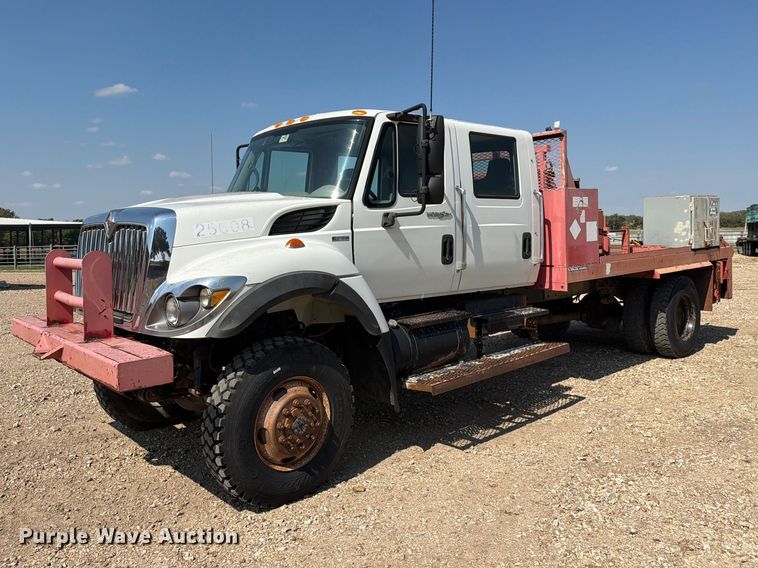 image for item FN2617 2010 International WorkStar 7400 Crew Cab flatbed truck