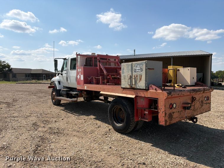image for item FN2617 2010 International WorkStar 7400 Crew Cab flatbed truck