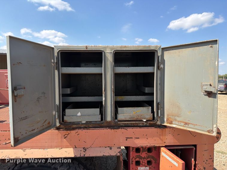 image for item FN2617 2010 International WorkStar 7400 Crew Cab flatbed truck