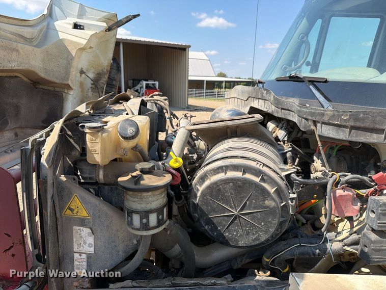 image for item FN2617 2010 International WorkStar 7400 Crew Cab flatbed truck