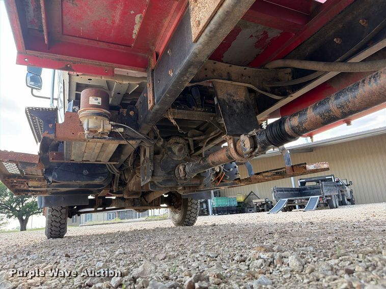image for item FN2617 2010 International WorkStar 7400 Crew Cab flatbed truck