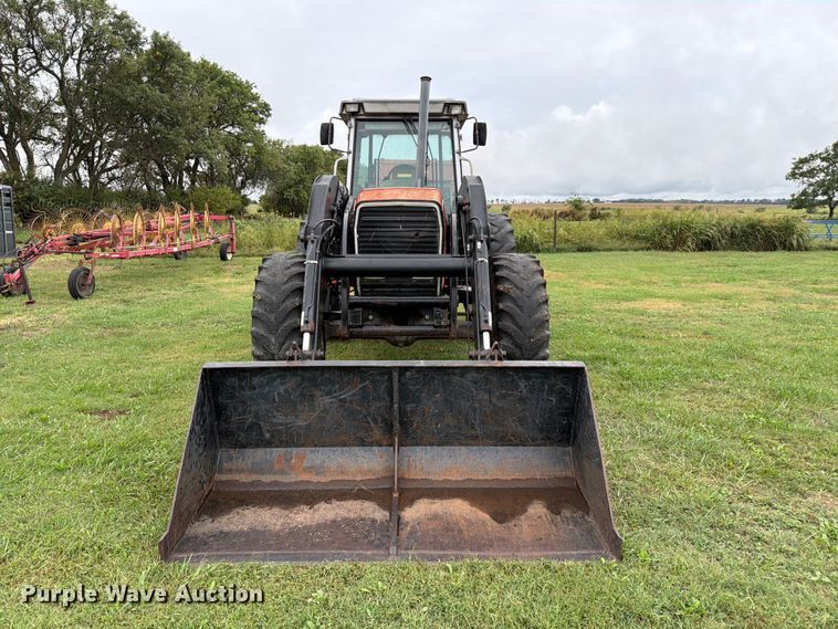 image for item FN2620 1992 Massey-Ferguson 3690 MFWD tractor