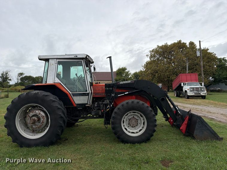 image for item FN2620 1992 Massey-Ferguson 3690 MFWD tractor