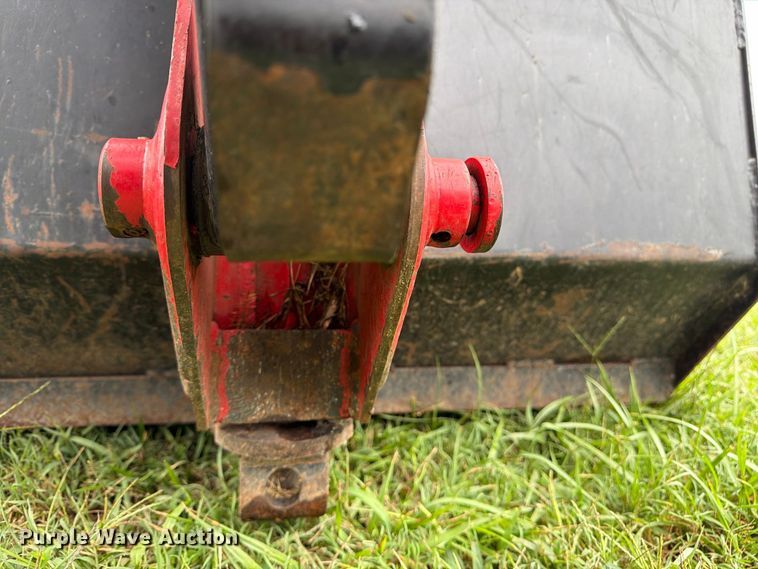 image for item FN2620 1992 Massey-Ferguson 3690 MFWD tractor
