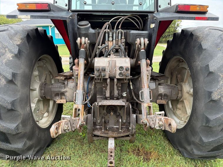 image for item FN2620 1992 Massey-Ferguson 3690 MFWD tractor