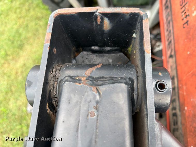 image for item FN2620 1992 Massey-Ferguson 3690 MFWD tractor