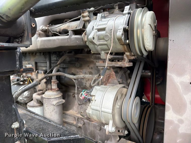 image for item FN2620 1992 Massey-Ferguson 3690 MFWD tractor