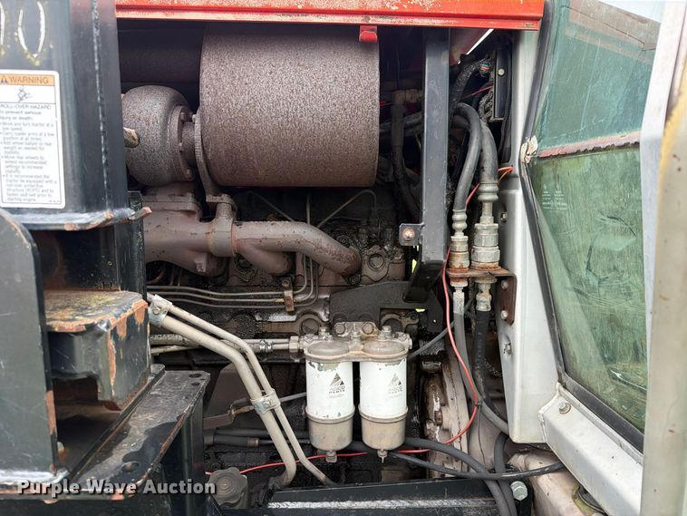 image for item FN2620 1992 Massey-Ferguson 3690 MFWD tractor