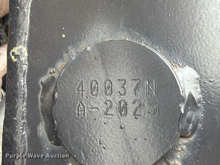 image for item FN2620 1992 Massey-Ferguson 3690 MFWD tractor