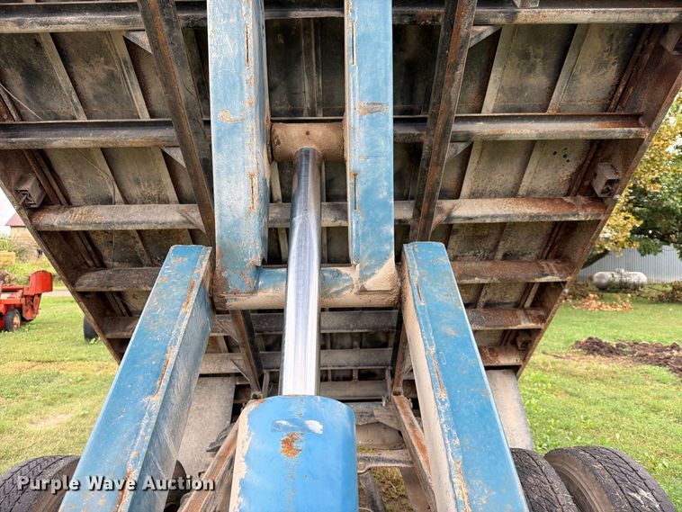 image for item FN2621 1989 GMC 7000 grain truck
