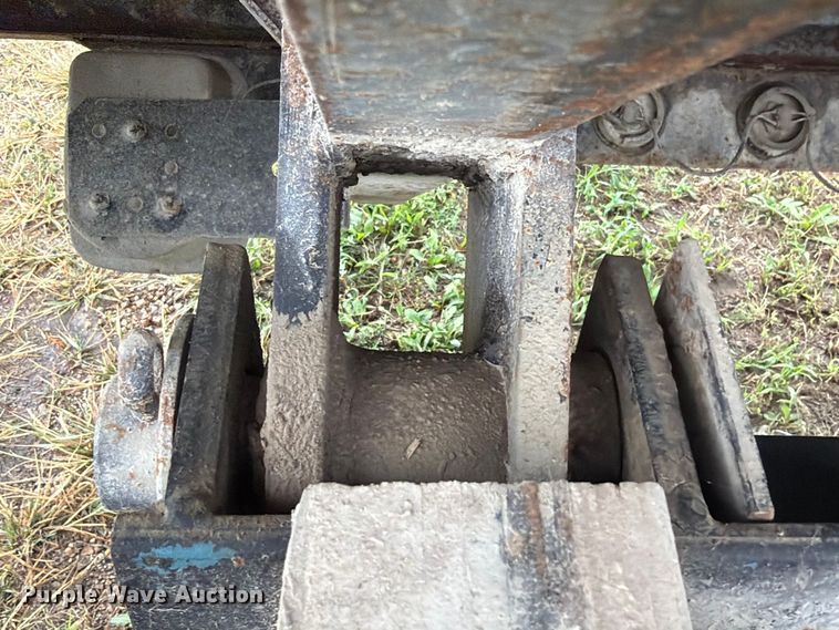 image for item FN2621 1989 GMC 7000 grain truck