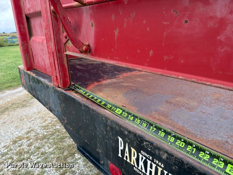 image for item FN2621 1989 GMC 7000 grain truck