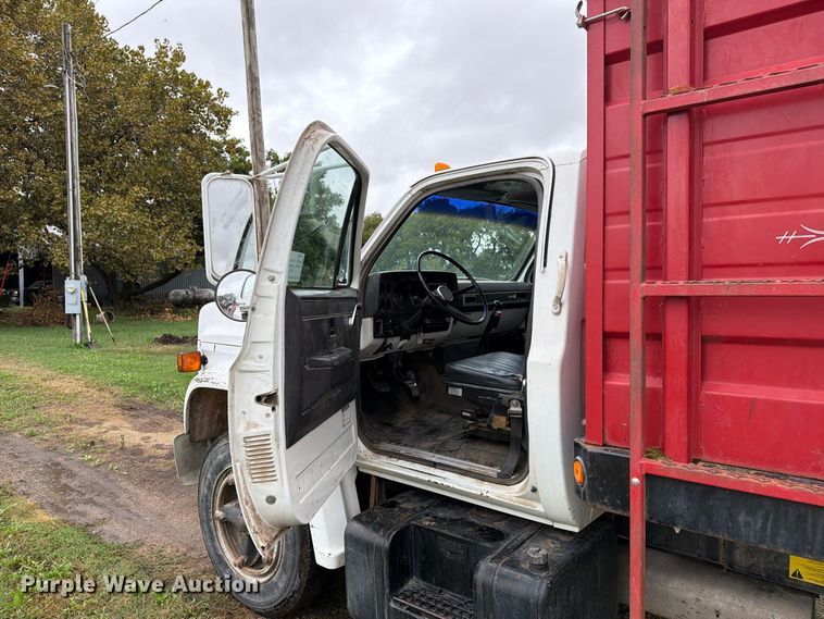 image for item FN2621 1989 GMC 7000 grain truck