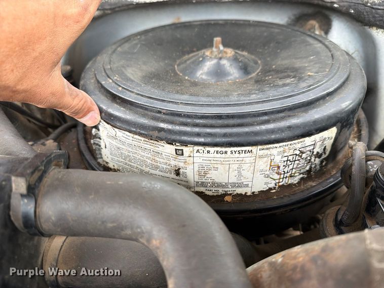 image for item FN2621 1989 GMC 7000 grain truck